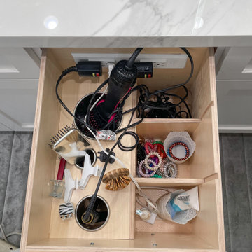 Powered Styling Drawer with Canisters