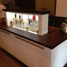 so cool. reminds me of "Mr. and Mrs. Smith" kitchen...
