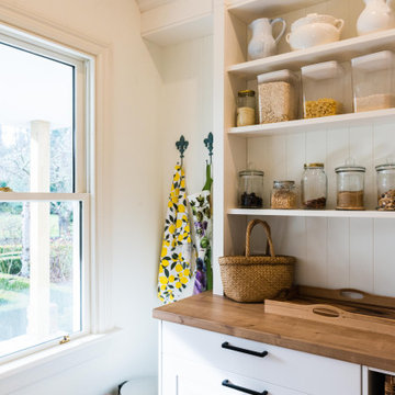 Large Farmhouse Kitchen