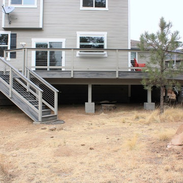 Trex deck with Cable Handrail
