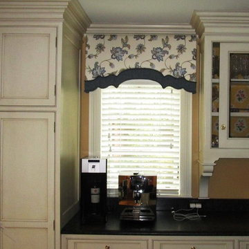 Kitchen Update with Banded Cornices