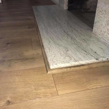 Mohawk Laminate Honeytone Oak from the Chalet Vista collection