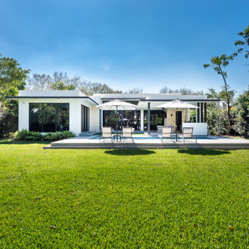 Contemporary Home - 09