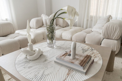 Example of a transitional home design design in New York