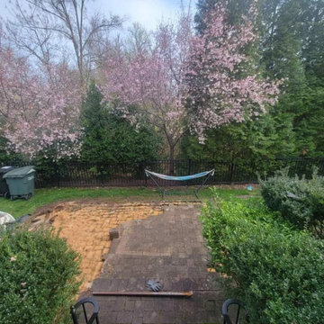 Outdoor Kitchen with Fire Feature & Beer Tap and Flagstone Patio