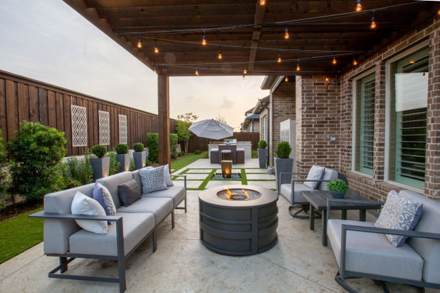 Transitional Patio by FineLines Design Studio