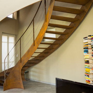 SCALA A GIORNO CON ILLUMINAZIONE PEDATE