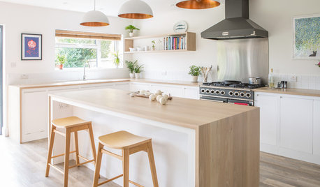 7 Ways to Design a White and Wood Kitchen