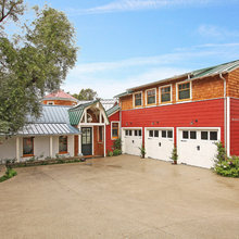 Farmhouse kitchens