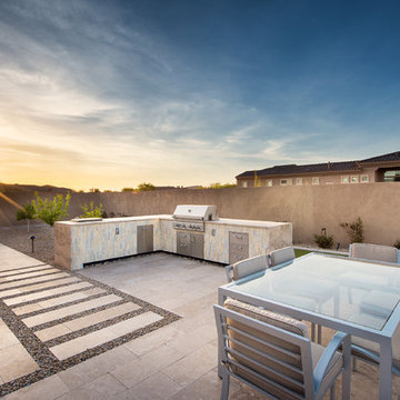 Luxury Pool, Perimeter Overflow Spa and Cantilevered Fire Feature