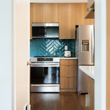 A Mid-Century Kitchen That Maximizes Every Inch