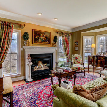 Traditional Living Room