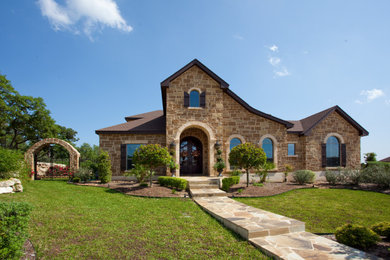 Example of an exterior home design in Austin