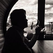 Nicholas Lee's photo