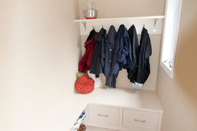 Example of a trendy entryway design in London