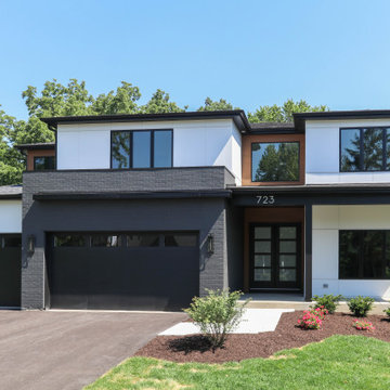 Ultra Modern Brentwood | Downtown Naperville, IL