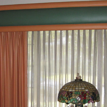1988 Window Treatments Still Hanging