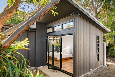 Photo of a modern shed and granny flat in Sydney.
