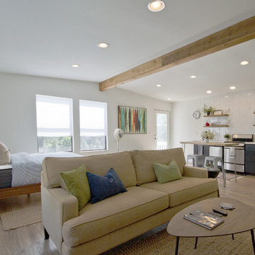 Garden Oaks - Garage Apartment
