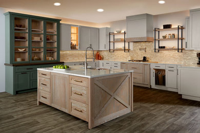 Kitchen photo in San Francisco