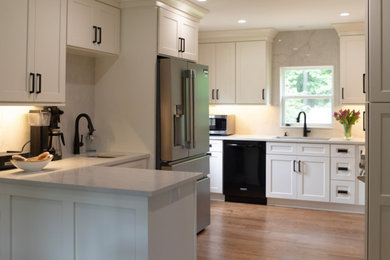 Example of a trendy kitchen design in Atlanta