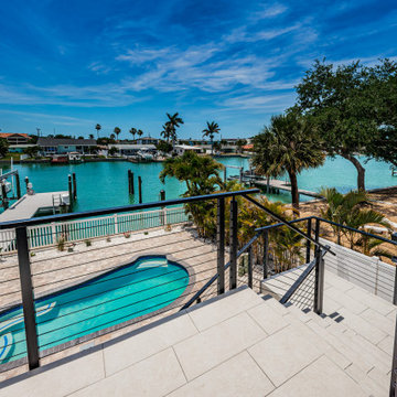 Contemporary Waterfront Balcony & Stair Cable System