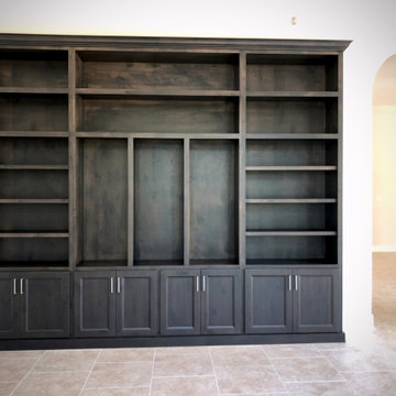 Transitional: 4,288 ft²/4 BR/3.5 BA/1 ST home