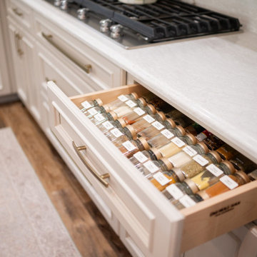 Swisher Classic Family Home: Kitchen