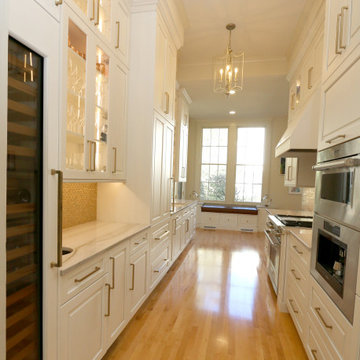 Elegant Uptown Uptown Home Gets a New Kitchen That Maximizes Style and Storage