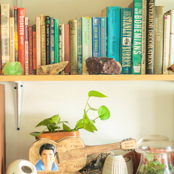 My Houzz: Vintage Collectors' Artfully Curated Walk-Up