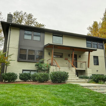 Split Foyer