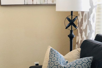 Country living room photo in Austin