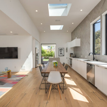 Contemporary Kitchen