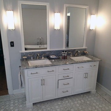 Traditional Master Bathroom Vanity