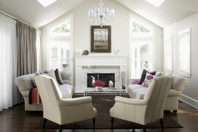 Elegant living room photo in Montreal