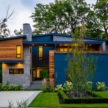EXTERIOR LOOKS