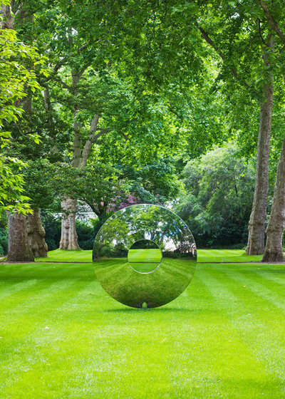 Modern Gartenskulpturen by User