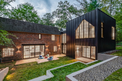 Exterior home idea in Other