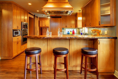 Inspiration for a craftsman kitchen remodel in Seattle