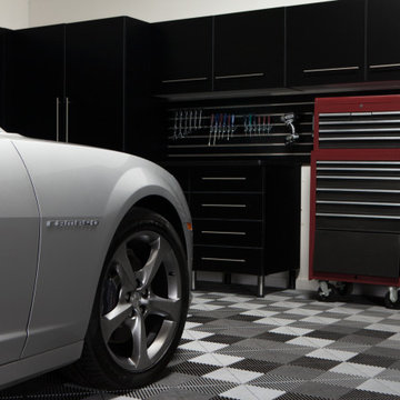 Black Cabinet Layout / Slat Wall / RaceDeck Free Flow Floor