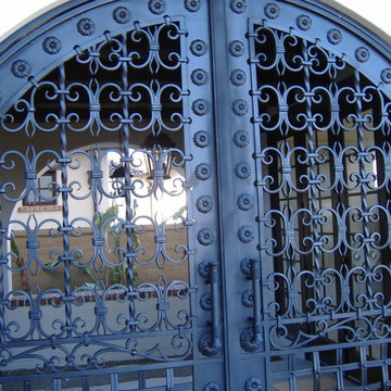 Custom Gates