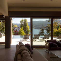 Quantum Windows & Doors | Hlynsky + Davis Architects - Windows And Doors