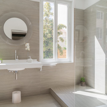 Rénovation d'une salle de bain, style contemporain