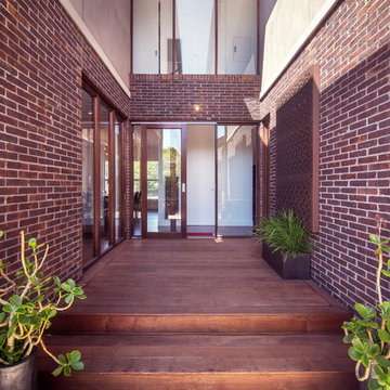 Mount Waverly Residence