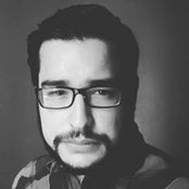 Adam Ferrazs foto