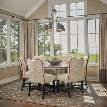 Rosewood - Transitional Farmhouse