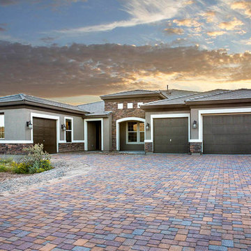 Robert model home in Arizona