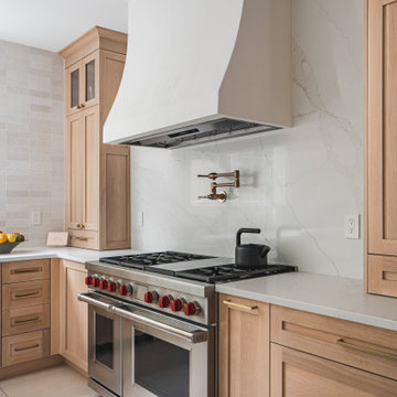 Modern Meets Classic | Light Wood Scandinavian Kitchen Design Inspiration