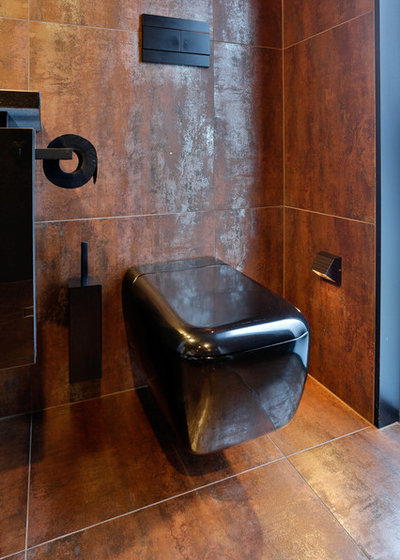 Industrial Bathroom by Broswick Builders Ltd