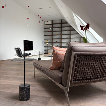 In the heart of Vienna, a penthouse furnished with Living Divani and Flexform